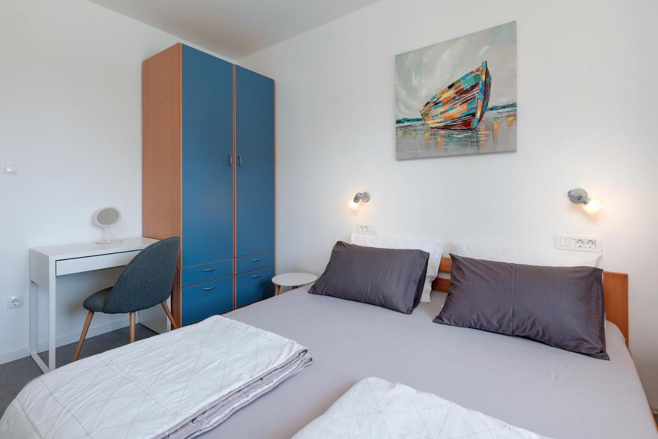 Blue Sunrise Apartment Vrsi Bagian luar foto