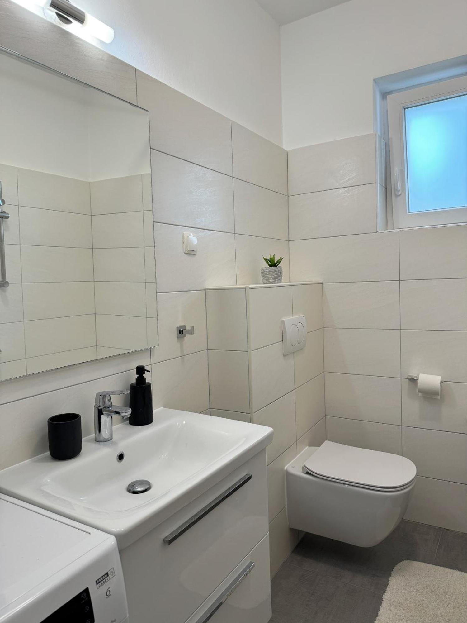 Blue Sunrise Apartment Vrsi Bagian luar foto
